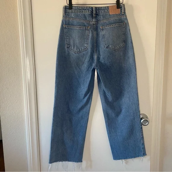 Zara Light Straight Jeans - Picture 4 of 10